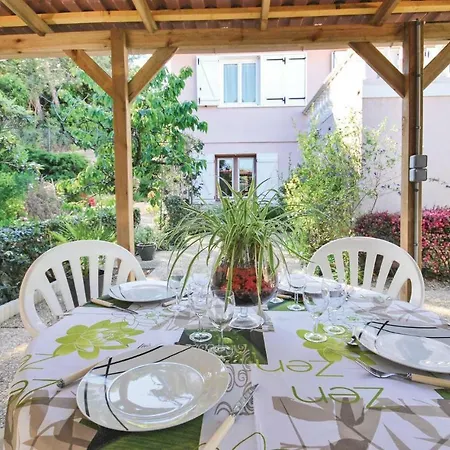 Appartement Three-bedroom In